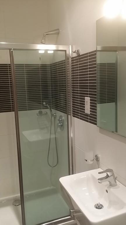 Paceville Montecarlo Apartments Saint Julian's Room photo